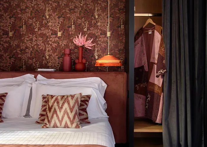 Velona'S Jungle Luxury Suites