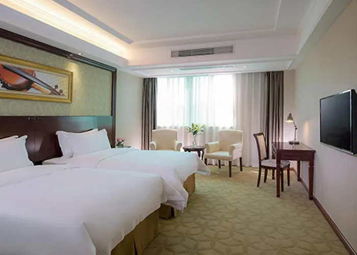 Vienna Hotel Shenzhen Baoan Qianjin Road