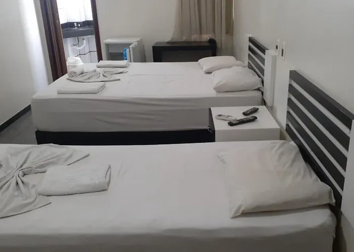 Oft Neve'S Hotel