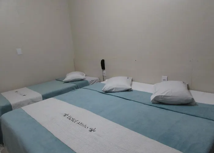 Hotel Minho - Pertinho do Metrô, Rua 25 de Março, Brás e Bom Retiro - Café da Manhã Incluso - Estacionamento em Frente