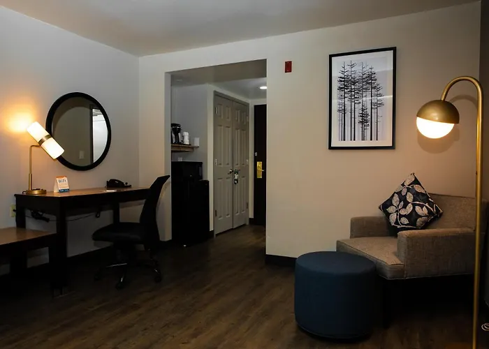 Wingate By Wyndham - Dfw North