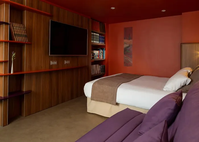 Terre De Provence Hotel & Spa