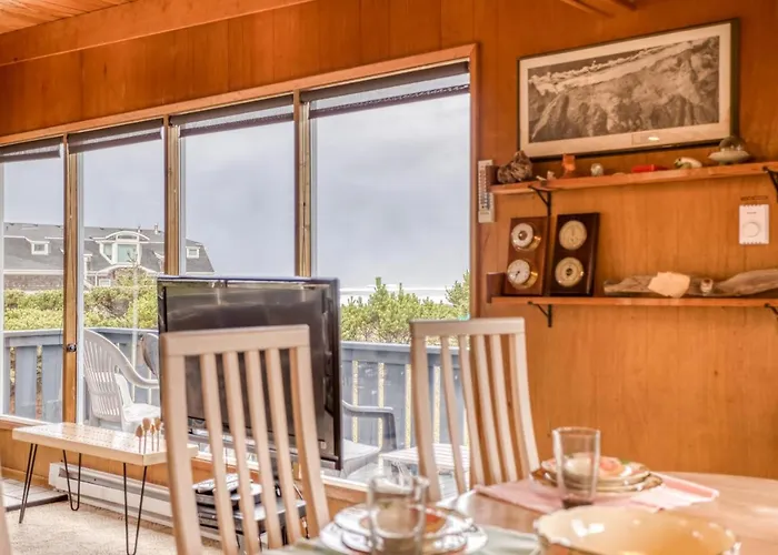 Sea Here - Meredith Lodging