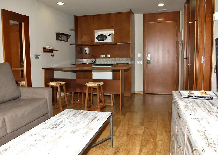 Aparthotel La Vall Blanca