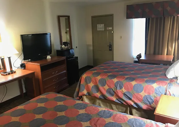 Super 8 By Wyndham Cave City