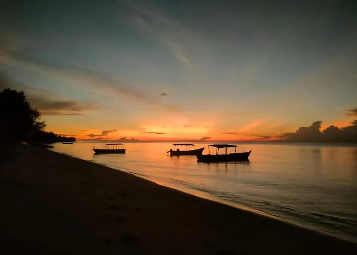 Juani Beach Bungalows