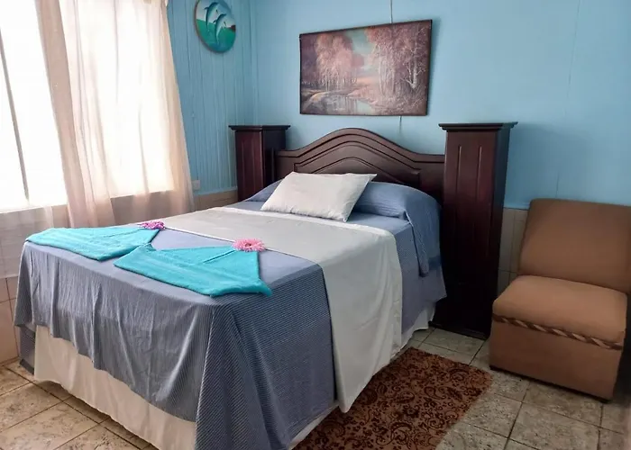 Hotel Margarita Sierpe