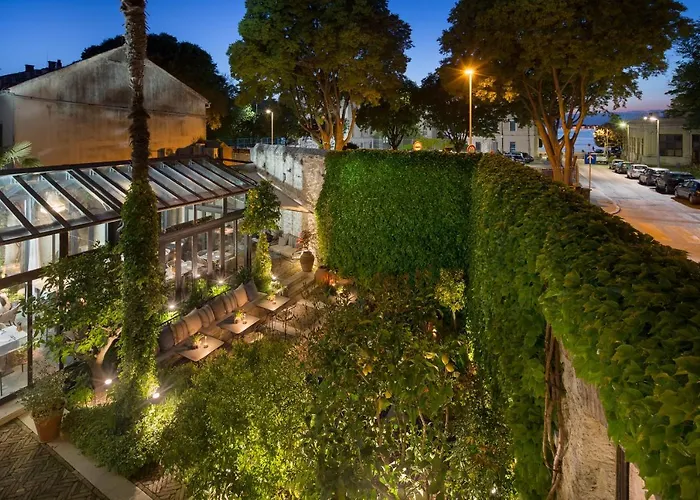 Almayer Art & Heritage Adults Only Hotel And Dependance Rooms