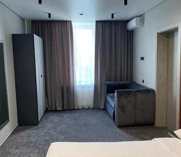 Red Cube Hotel