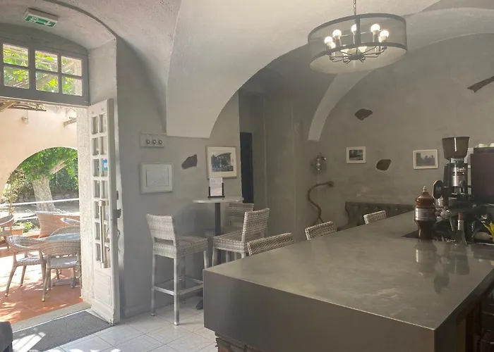 Hotel De La Plage Santa Vittoria