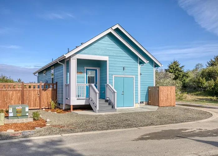 Coral Beach Cottage