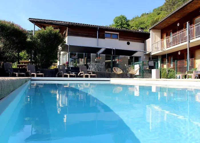 Logis Hotel Le Vanseen