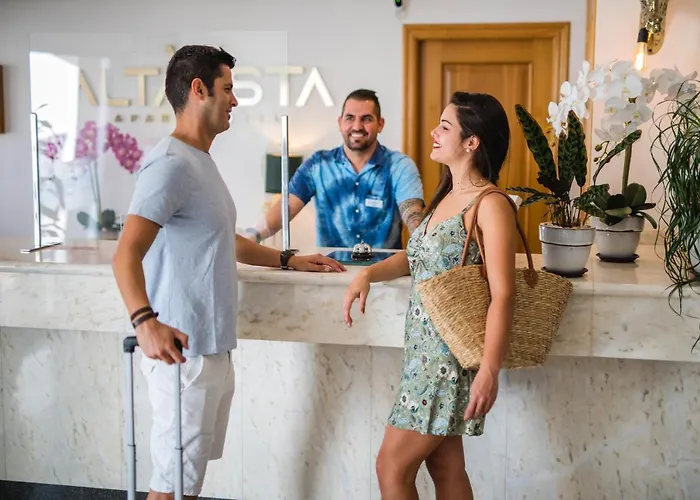 Altavista Apartahotel-Adults Only Over 14
