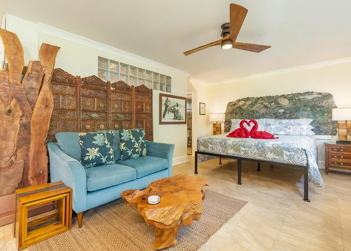 Fern Grotto Inn
