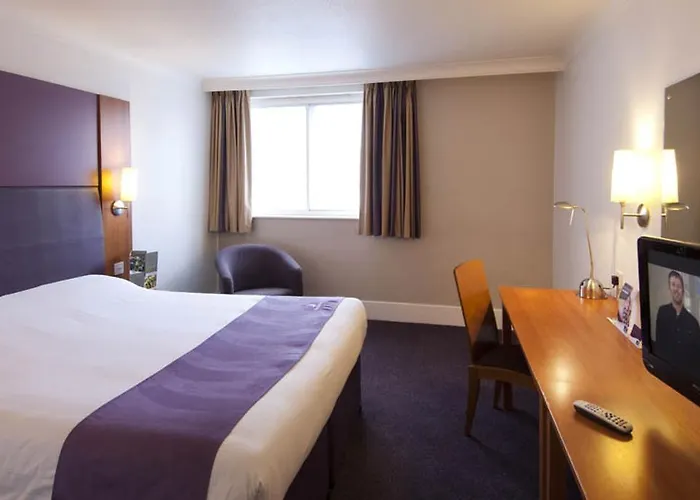Premier Inn Watford - Croxley Green