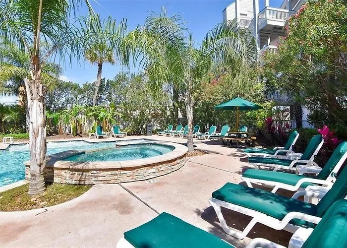 Sun Splashed Condo! Steps To Beach And 2 Pools Galveston Island