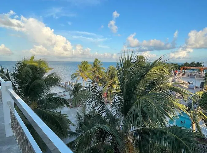 Caye Caulker Beach Hotel