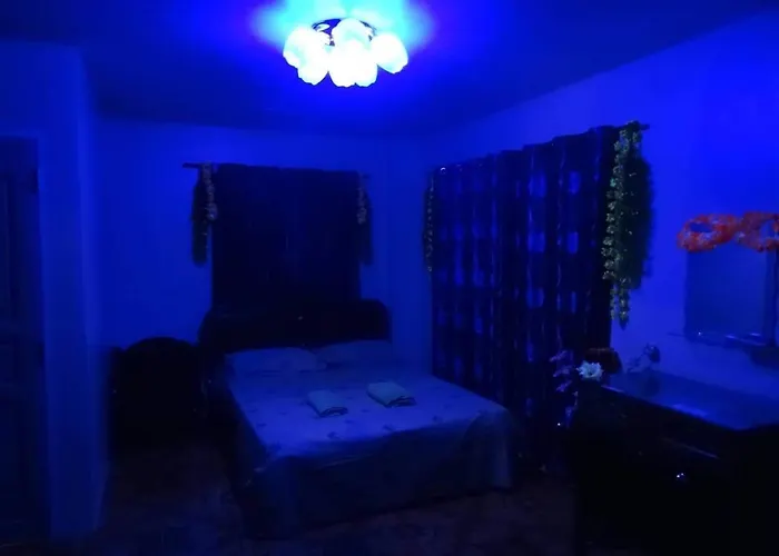 Julz Tropical Apartments