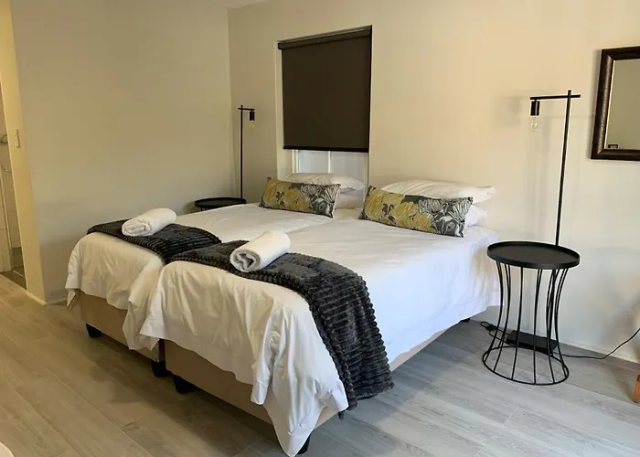 Avenues Guest House