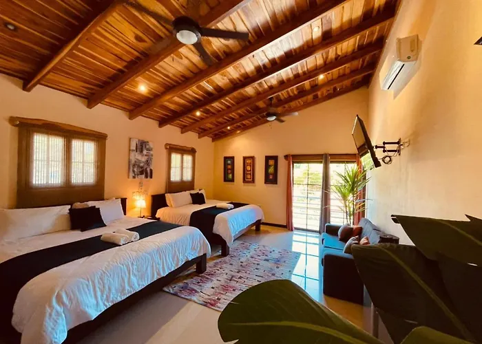 Manuel Antonio White Sands Hotel