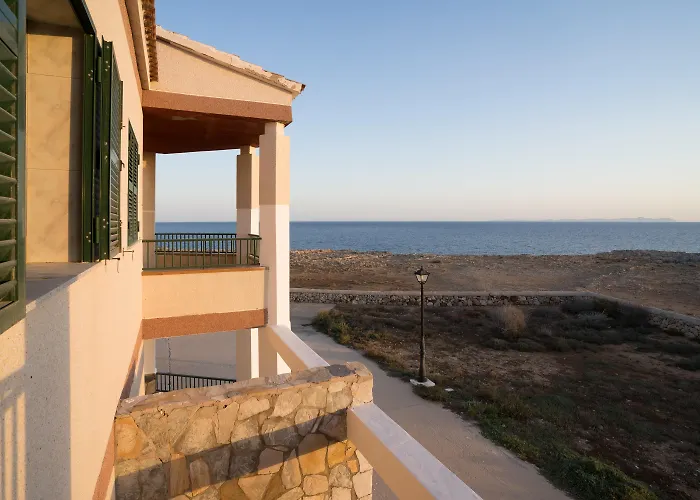 Apartamentos Moon Dreams Cabo de Baños Cala'N Blanes 