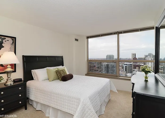 Corporate Suites Network - 555 W. Madison