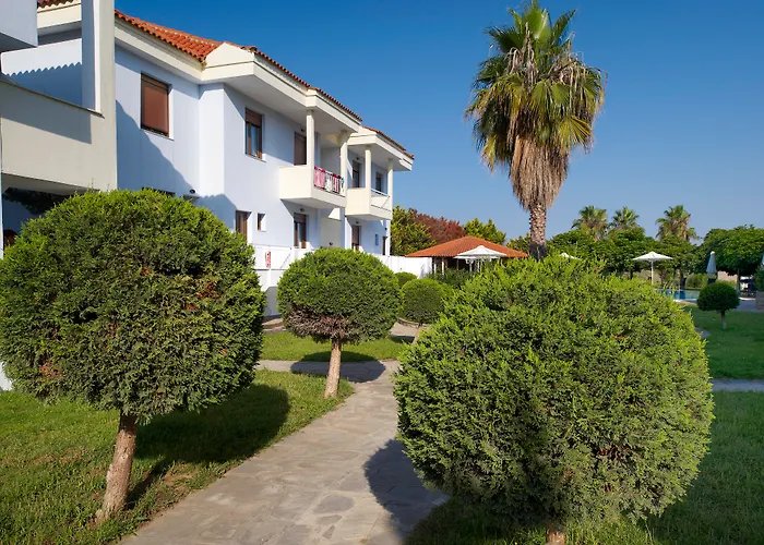 Acrotel Lily Ann Village