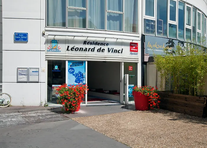 Sejours & Affaires Tours Leonard De Vinci