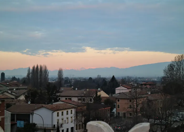 Hotel Villa Malaspina Castel d'Azzano