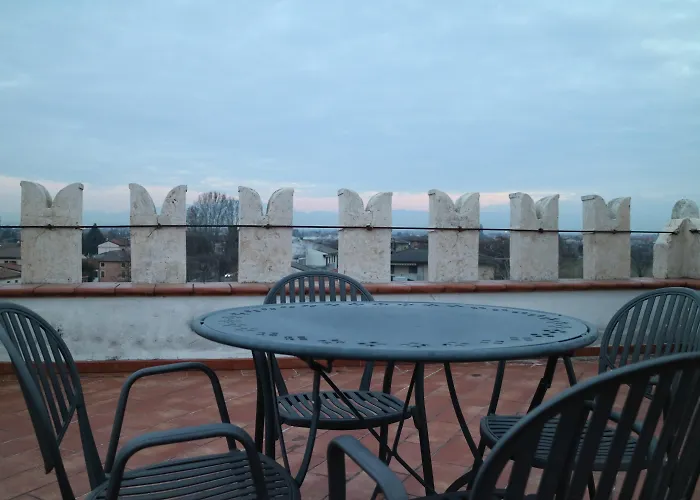 Hotel Villa Malaspina Castel d'Azzano