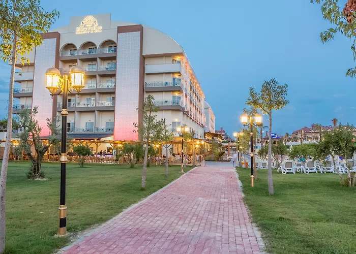 Mary Palace Resort & Spa