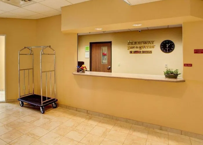 Rodeway Inn & Suites