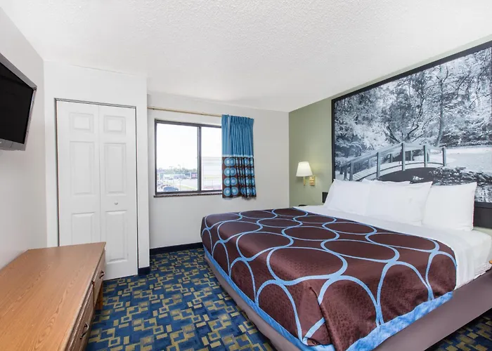 Super 8 By Wyndham Aberdeen Md