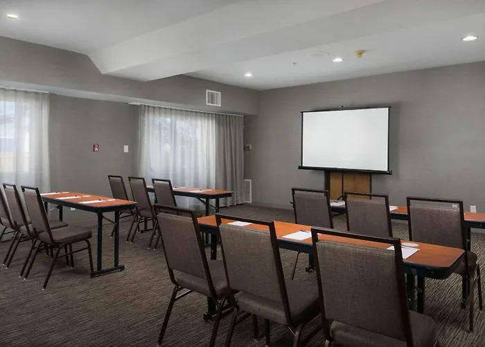 Country Inn & Suites By Radisson, Portland International Airport, Or