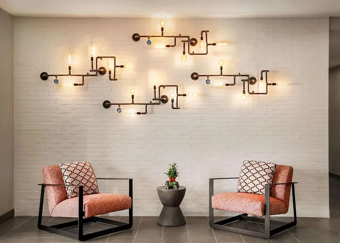 La Quinta Inn & Suites By Wyndham San Bernardino