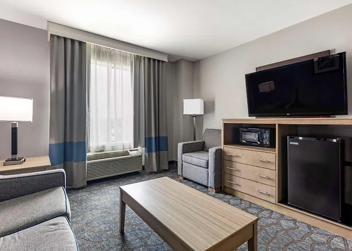Comfort Inn & Suites Mansfield