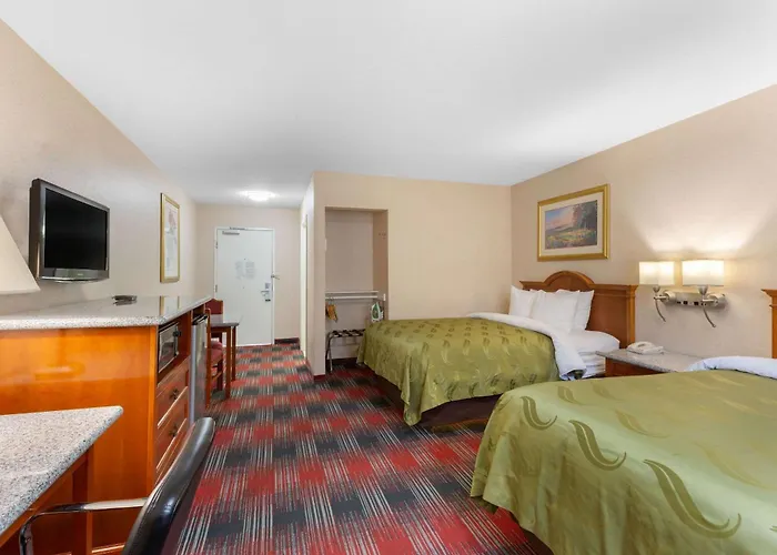 Quality Inn & Suites Oceanside Near Camp Pendleton