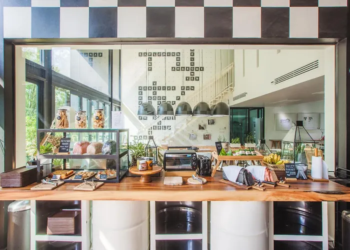 Blu Monkey Hub And Hotel Phuket Town- Free All Day Coworking Space