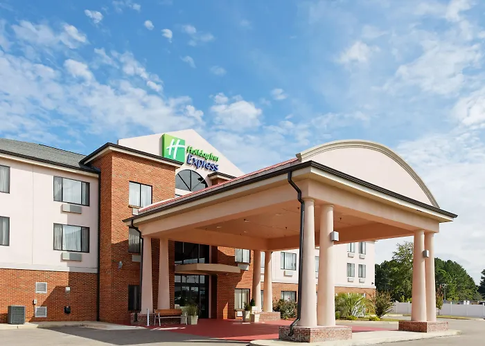 Holiday Inn Express & Suites Sylacauga