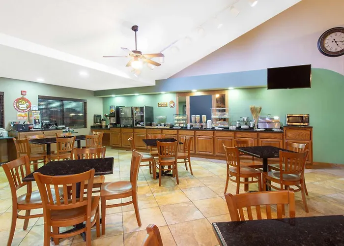 Americinn By Wyndham New London