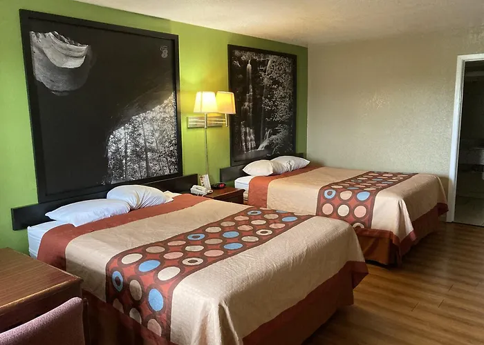 Super 8 By Wyndham Little Rock/North/Airport