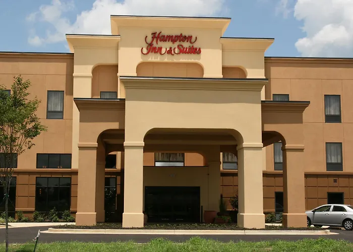 Hampton Inn & Suites West Point