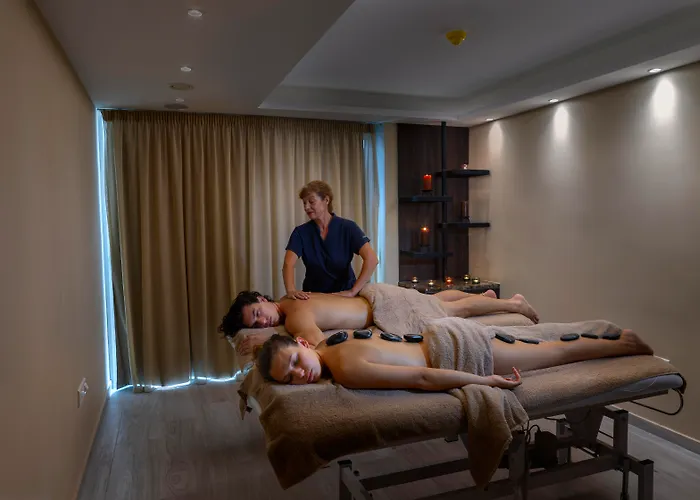 Leonardo Crystal Cove Hotel & Spa - Adults Only