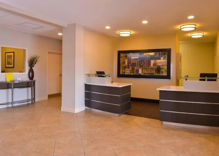 Candlewood Suites Bloomington-Normal By Ihg