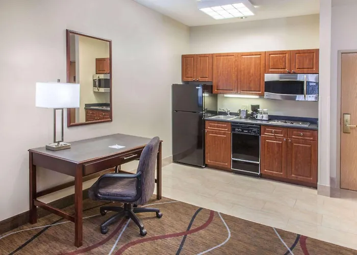 Hawthorn Extended Stay By Wyndham Bloomington