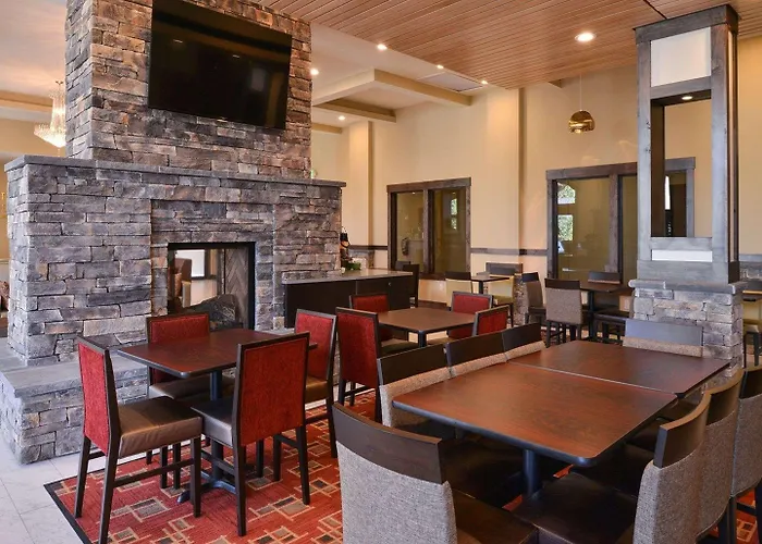 Quality Inn & Suites Tacoma - Seattle