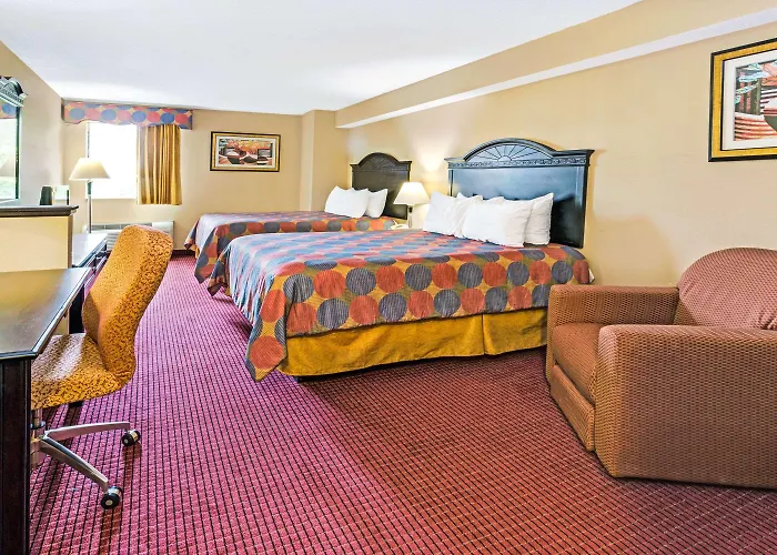 Days Inn & Suites By Wyndham Jeffersonville In