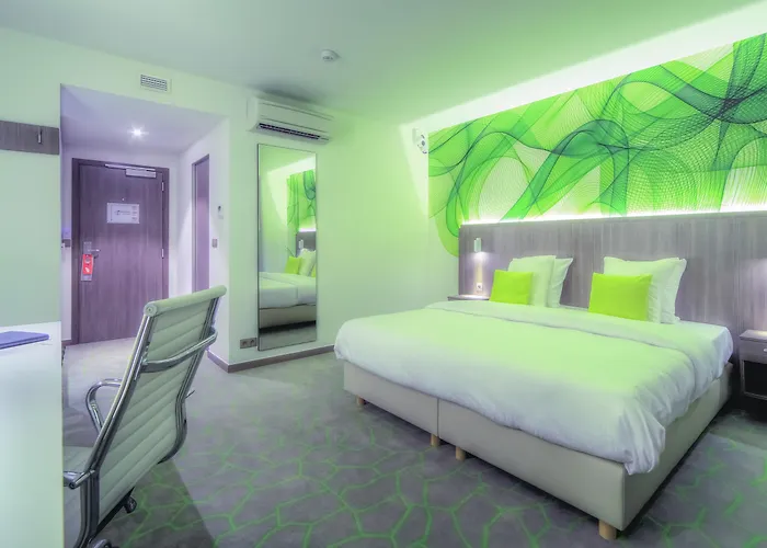 B&B HOTEL Mons Centre