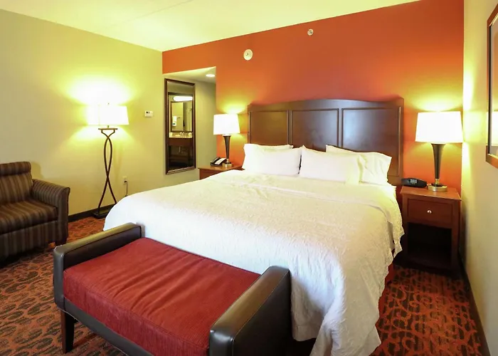 Hampton Inn Columbus-South