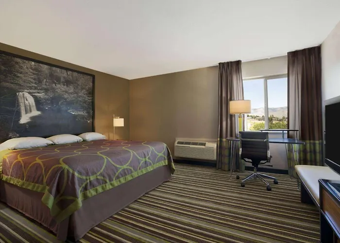 Super 8 By Wyndham Pocatello